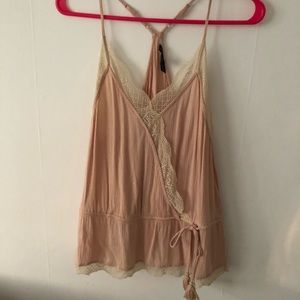 Lace detailed tank top